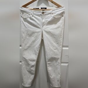 Nine West White Ankle Jeans